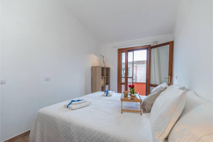 Gîte pour 6 personnes, avec vue sur l’océan et balcon, adapté aux familles à Budoni - 4