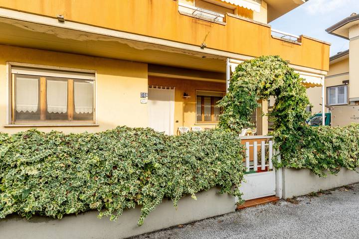 Ferienhaus für 6 Personen, mit Balkon und Garten in Lucca Provinz