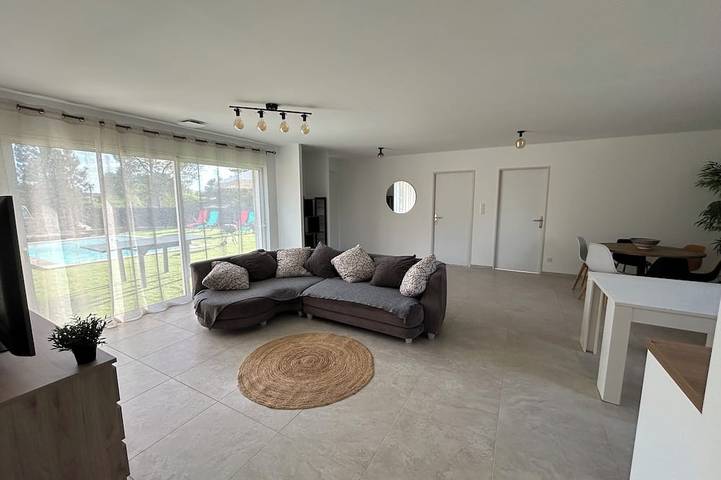 Location de vacances pour 8 personnes à Uzer - 4