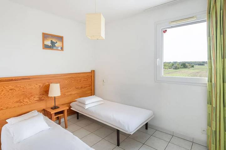 Gîte pour 6 personnes, avec piscine dans Base de loisirs d'Aiguelèze - 3