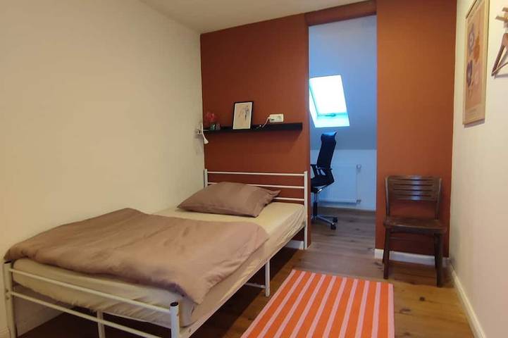 Ferienwohnung für 8 Personen, mit Garten und Terrasse, mit Haustier in Essen - 2