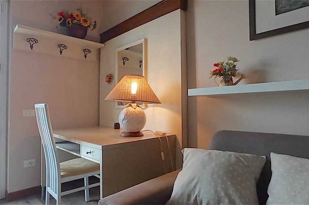 Ganze Wohnung, Ferienwohnung - 2   Räume - 4   Personen in Carmignano, Prato Provinz