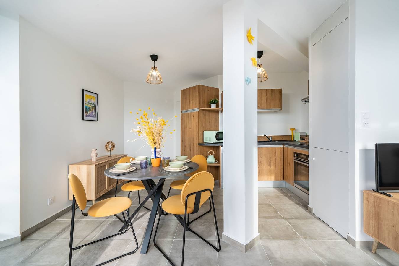 Ganze Wohnung, Renovated apartment with balcony and parking in Saint-Raphaël, Massif de l'Esterel