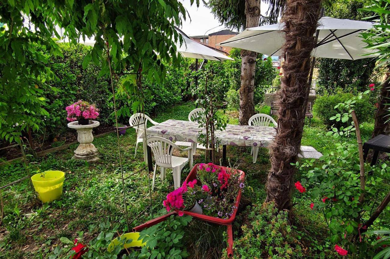 Da Simona- casa 4 posti letto + 4 aggiuntivi in Arona (Lago Maggiore), Arona Gemeinde