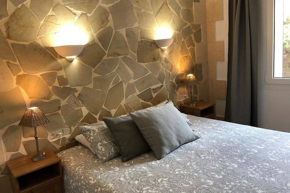 Casa Piedra Mallorca in Son Ferrer, Calvià