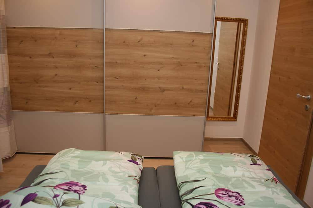 Ganze Wohnung, Residence Weinberg 8, moderne Ferienwohnung mit gewissem Extra in Nals, Nonsberggruppe