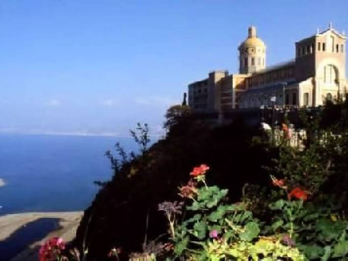 Apartamento entero, 2 estancias 2 Personas in Gioiosa Marea, Provincia de Messina