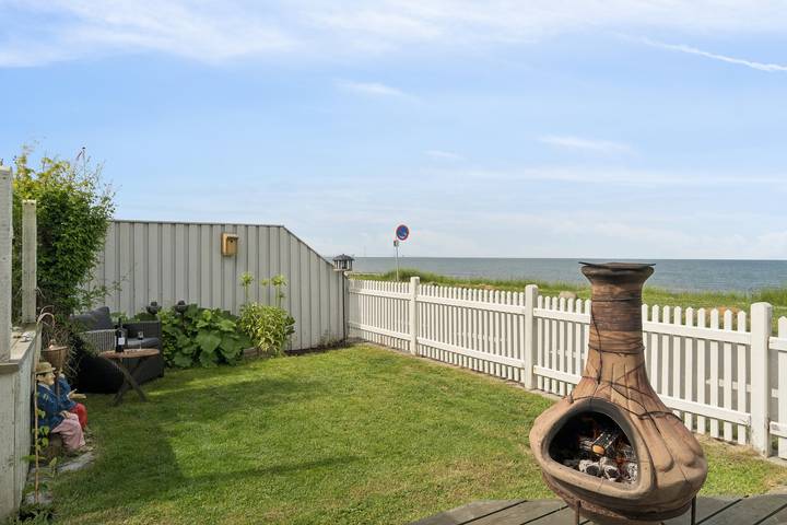 Lovely holiday home panoramic view over the sea in Kongsmark Strand, Slagelse