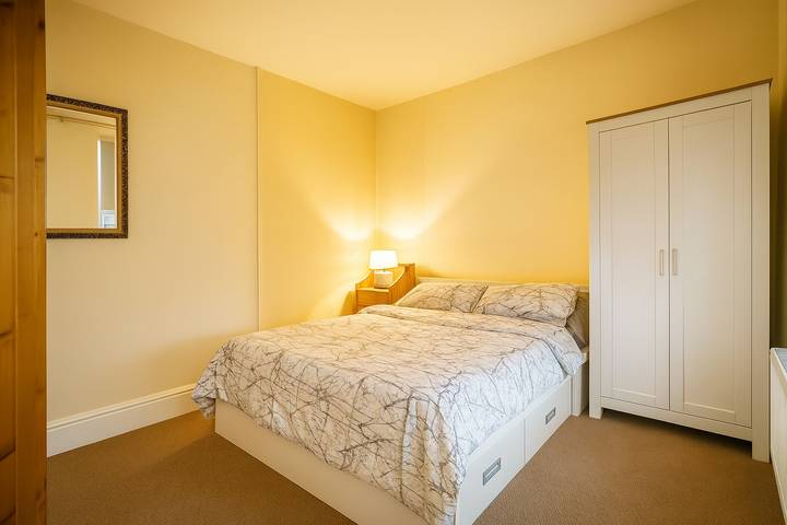 Holiday letting for 6 people, with terrace and garden, with pets in Porthcawl
