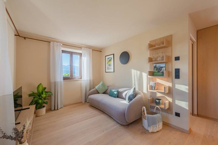 Holiday apartment for 4 people, with terrace and lake view as well as garden - 1