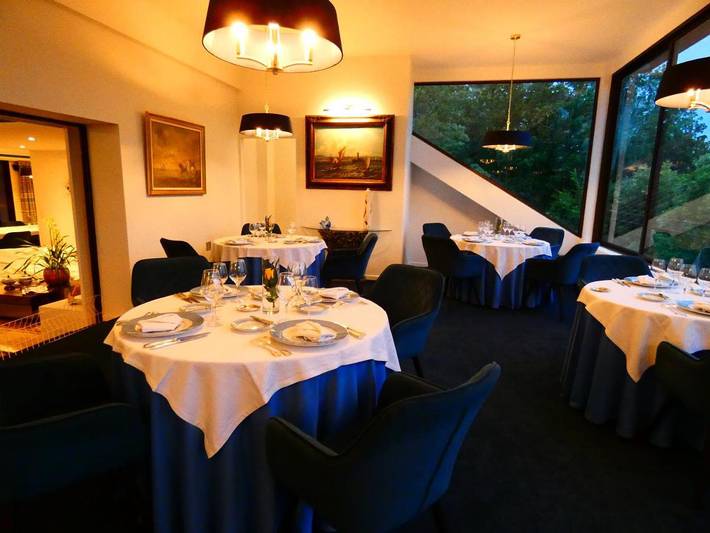 Hôtel pour 3 personnes, avec terrasse ainsi que jardin et piscine à Nègrepelisse - 2