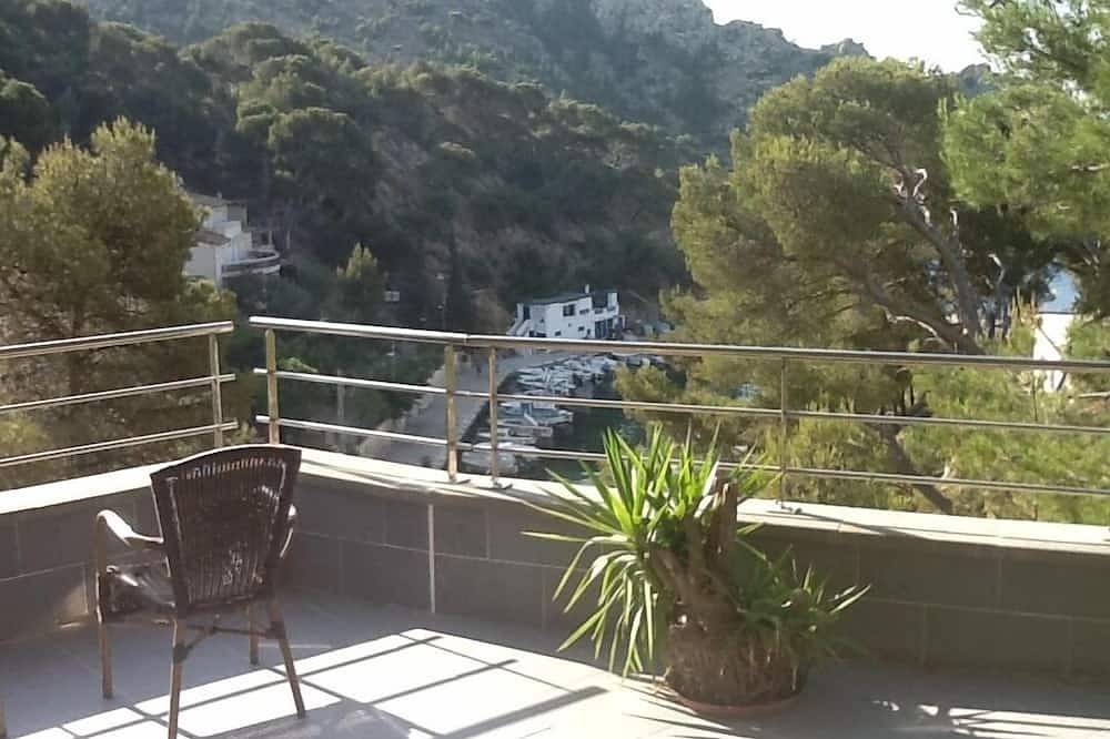 Apartamento entero, Apartamento independiente en villa, en los pinos con vistas al mar. in Ensuès-la-Redonne, Istres region