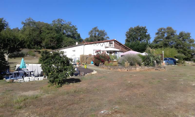 Gîte pour 4 personnes, avec jardin à Carennac - 2