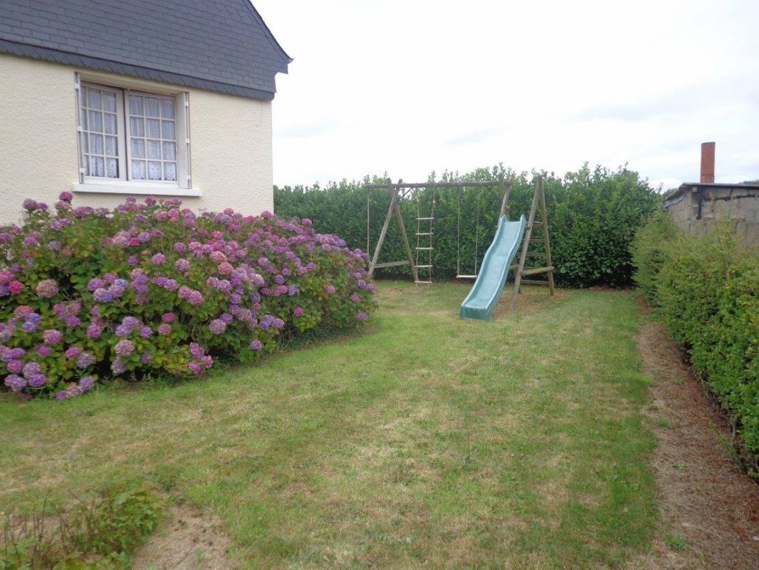Les Agapanthes in Yvias, Côte de Goëlo