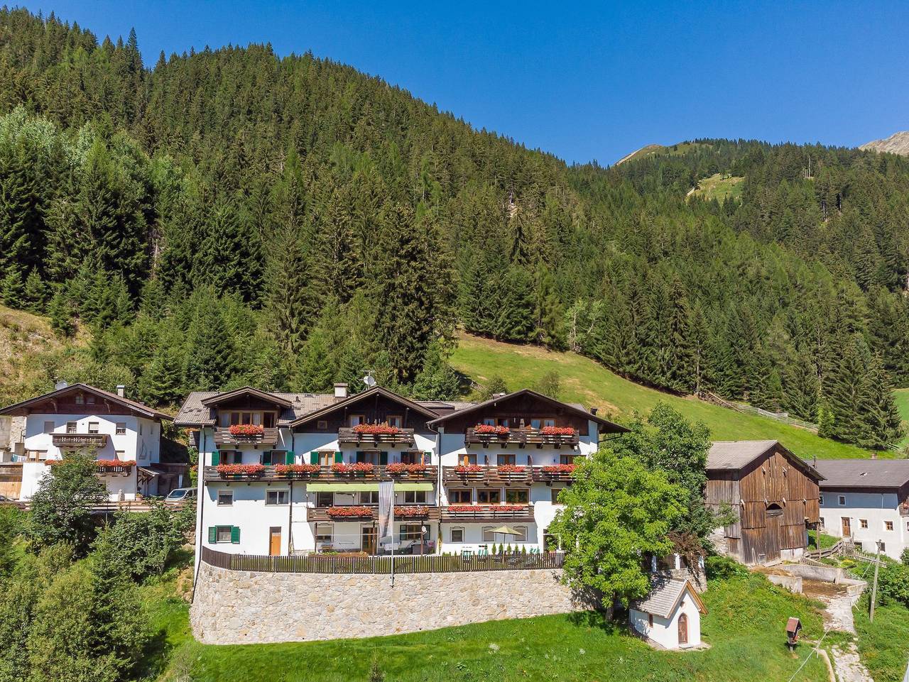 Genießer- und Wanderhotel Jägerhof - Panoramastudio in Walten, St. Leonhard in Passeier