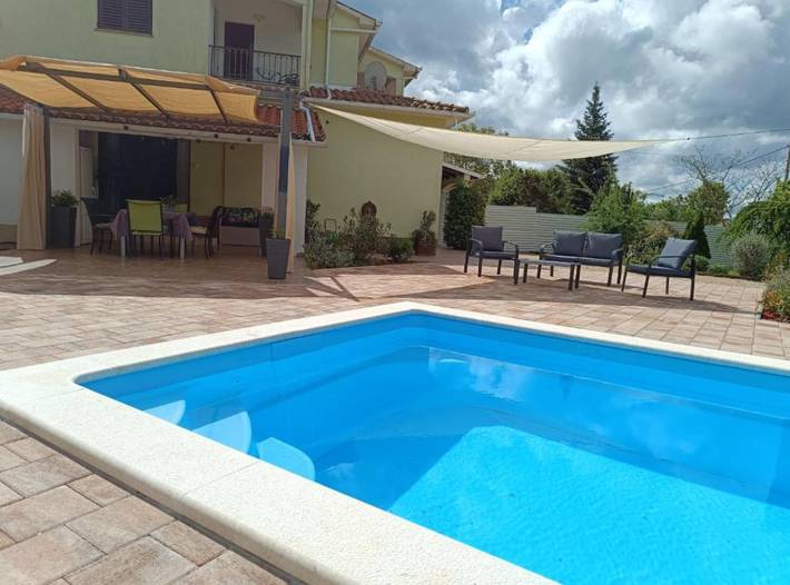 Villa pour 6 personnes, avec balcon à Barban - 2