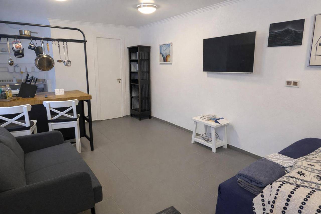 Private Guesthouse in Laugardalur Near Pool & Park in Reykjavik, IJsland