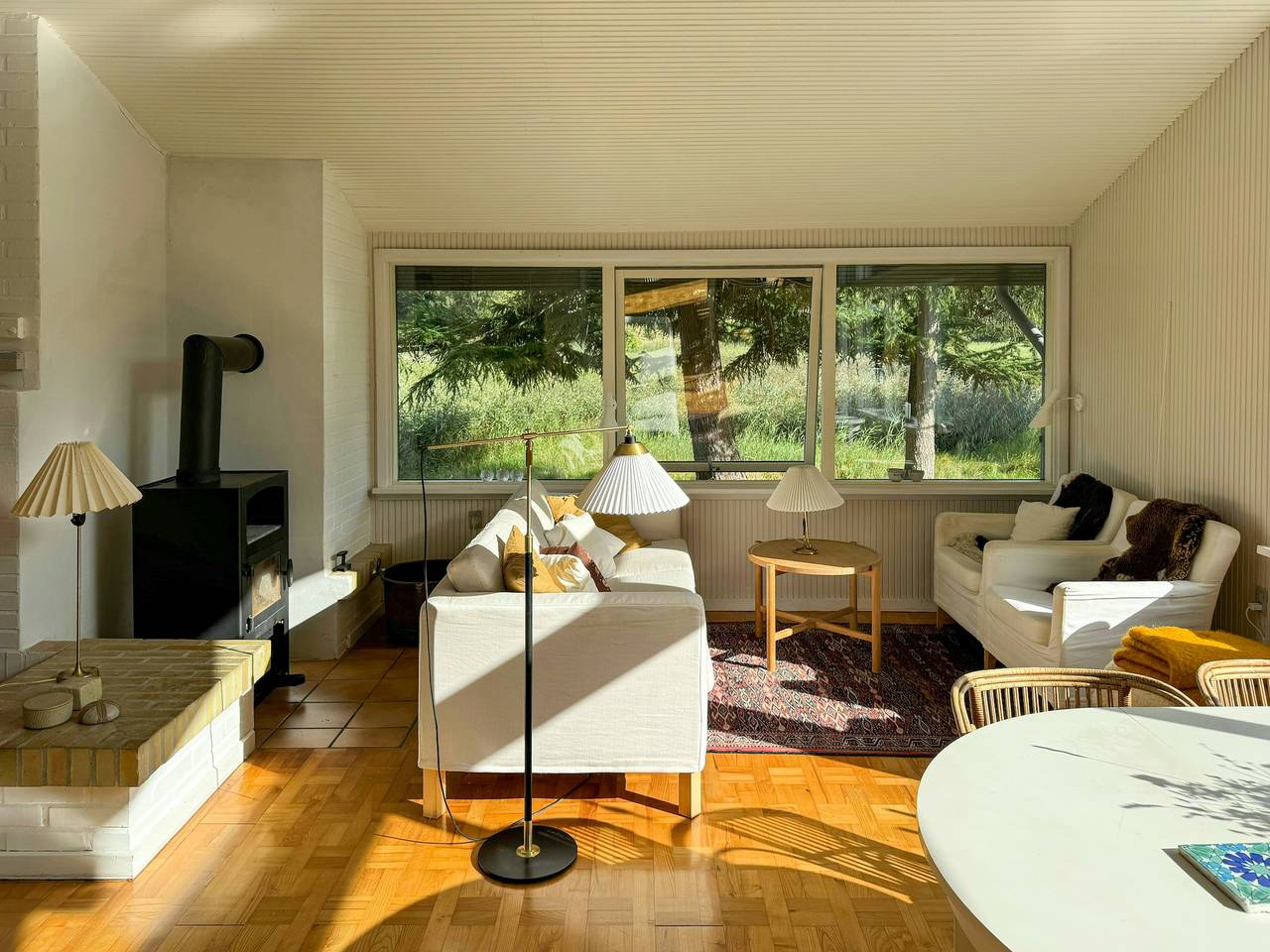 60'er-sommerhus i fredet naturområde nær stranden in Nykøbing Sjælland, Nordwestseeland