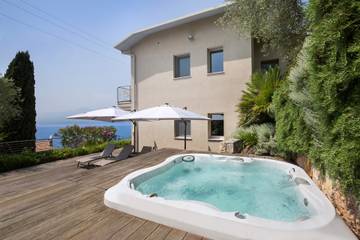 Villa per 12 Persone in Torri del Benaco, Prealpi Gardesane, Foto 3