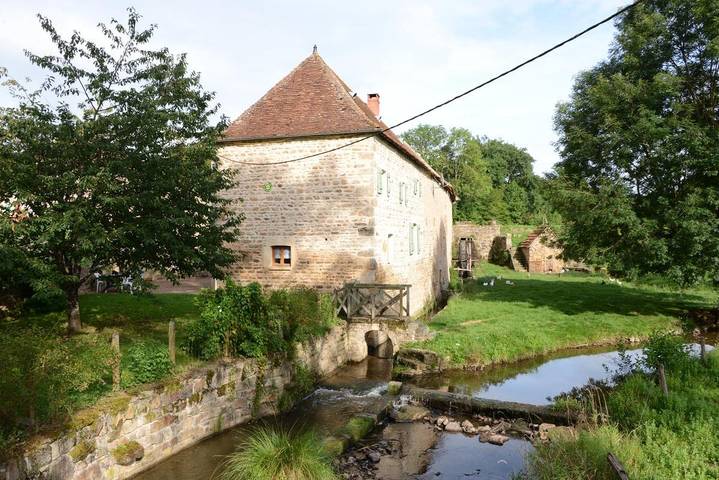 Gîte pour 6 personnes, avec Terrasse ainsi que Jardin et Vue