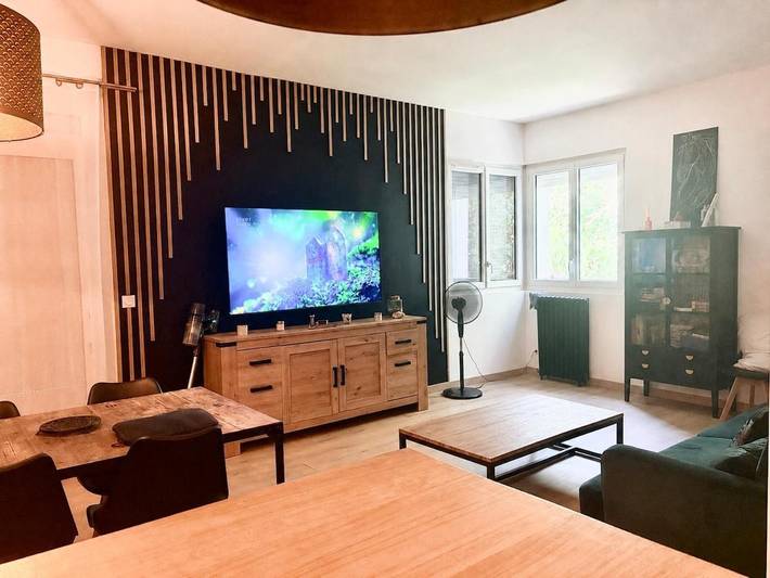 Gîte pour 3 personnes, avec Terrasse et Jardin à Saint-Germain-et-Mons