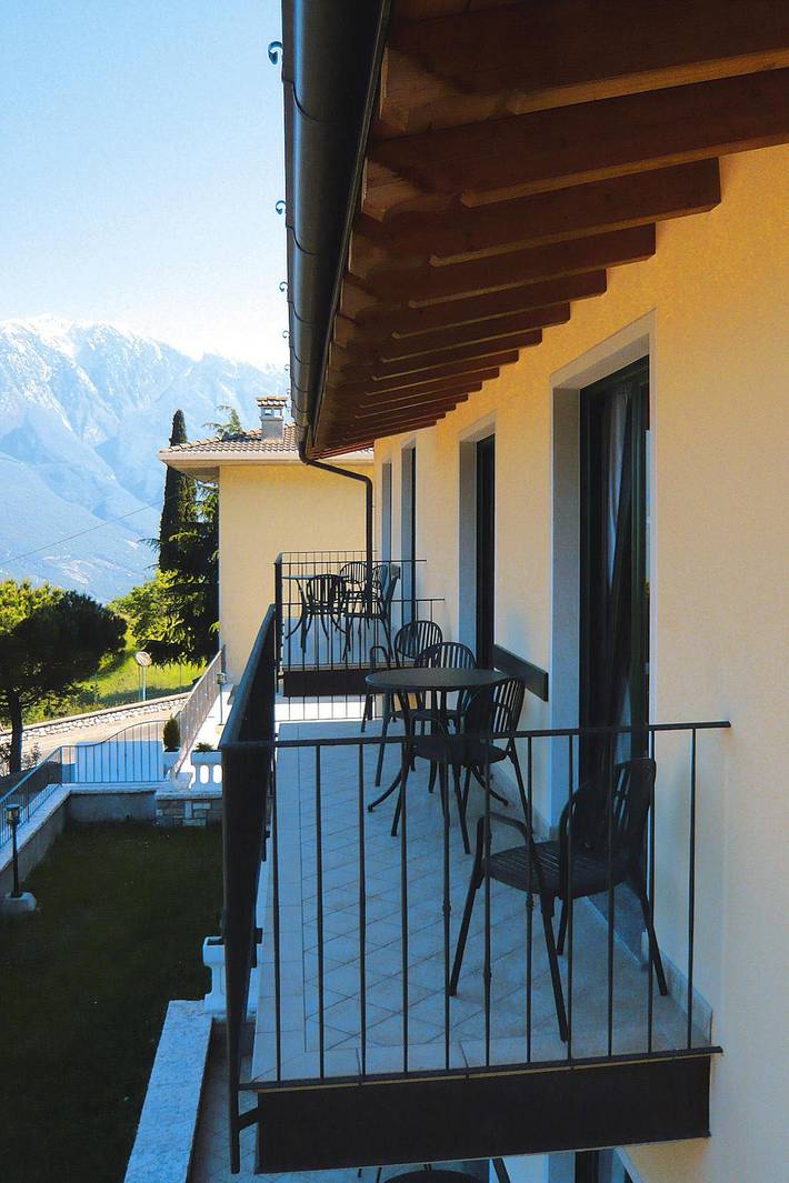 Ferienwohnung für 4 Personen, mit Balkon/Terrasse und Balkon sowie Terrasse und Seeblick in Tremosine - 4