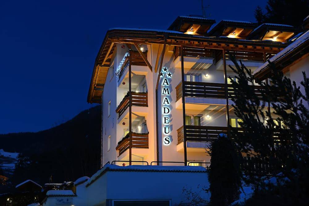 Ganze Wohnung, Top Located Alpin-Residence Amadeus*** Luxury Alpine Gem for 2 Pax in Seis am Schlern, Kastelruth