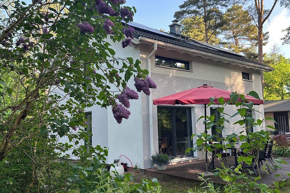 Modernes Ferienhaus im Berliner Umland 100 m zum Wandlitz- und Liepnitzsee in Wandlitz, Naturpark Barnim