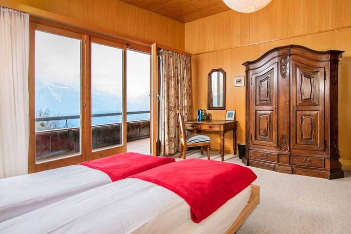 Ganze Wohnung, Concierge, Thunersee/Alpenpanorama von SwissHut in Sigriswil, Thunersee