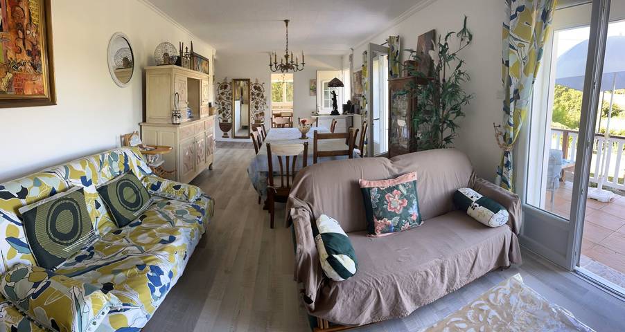 Gîte pour 12 personnes, avec terrasse ainsi que jardin et piscine, animaux acceptés à Payrac - 4