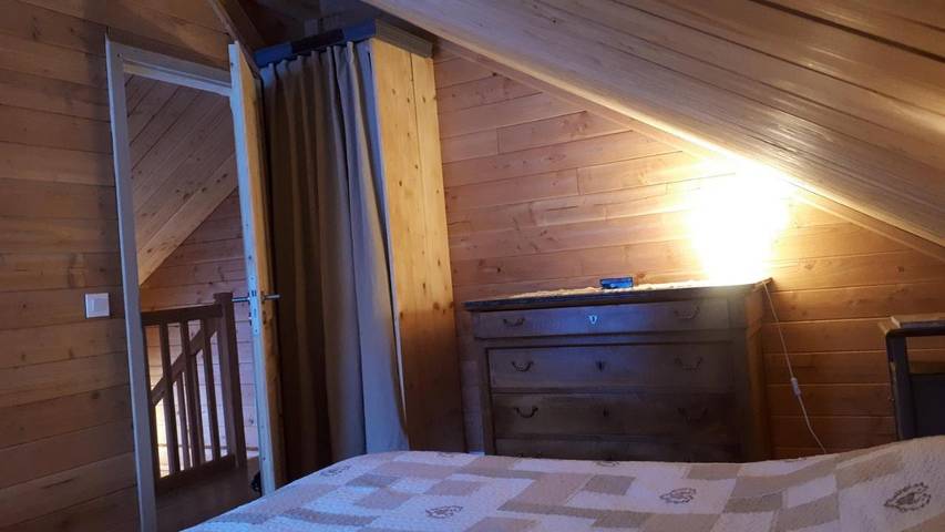 Gîte pour 6 personnes, avec terrasse et vue à Le Freney-d'Oisans - 3