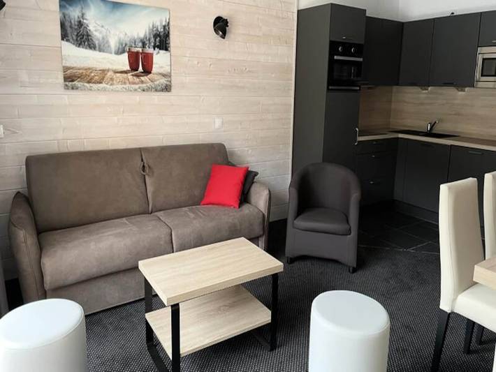 Ferienwohnung für 7 Personen, mit Balkon und Pool, kinderfreundlich - 1