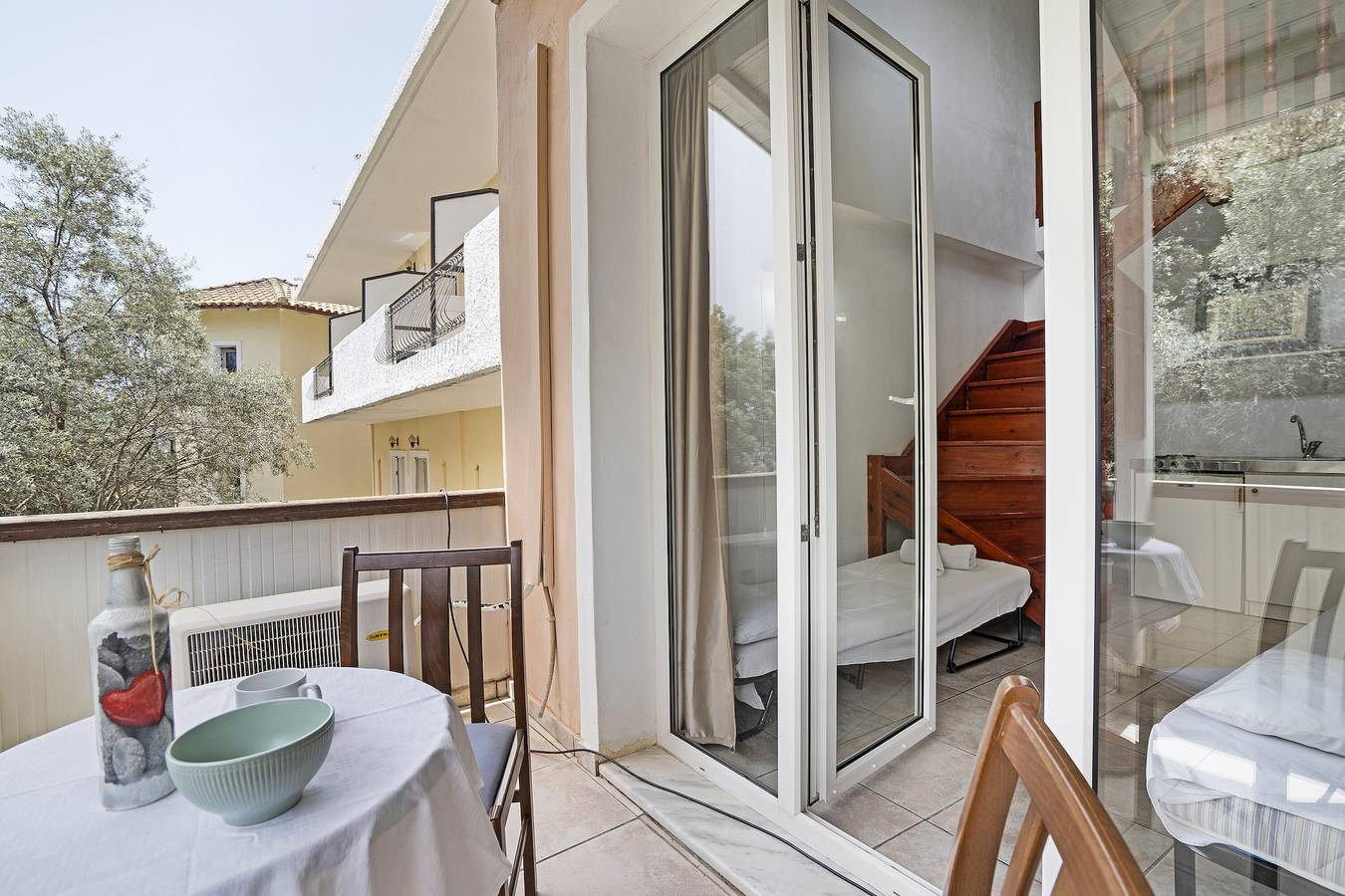 Entire apartment, Apartment 'Mezoneta 4' with Sea View and Air Conditioning in Perigiali, Greece