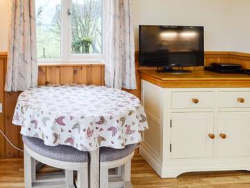 Log Cabin for 2 People in Powys, Mid-Wales, Photo 4