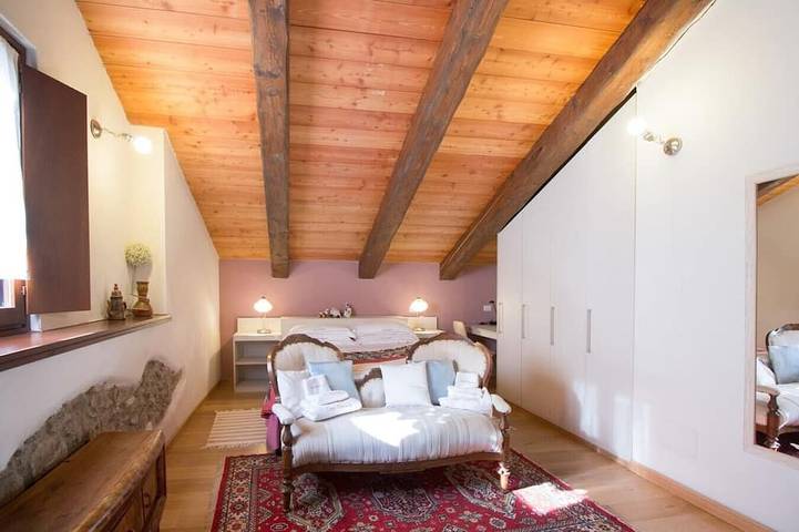 Gîte pour 4 personnes, avec terrasse et piscine dans Massino Visconti - 2