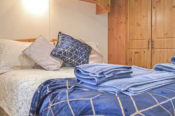 Static Caravan for 4 People in Dolgellau, Gwynedd, Photo 1