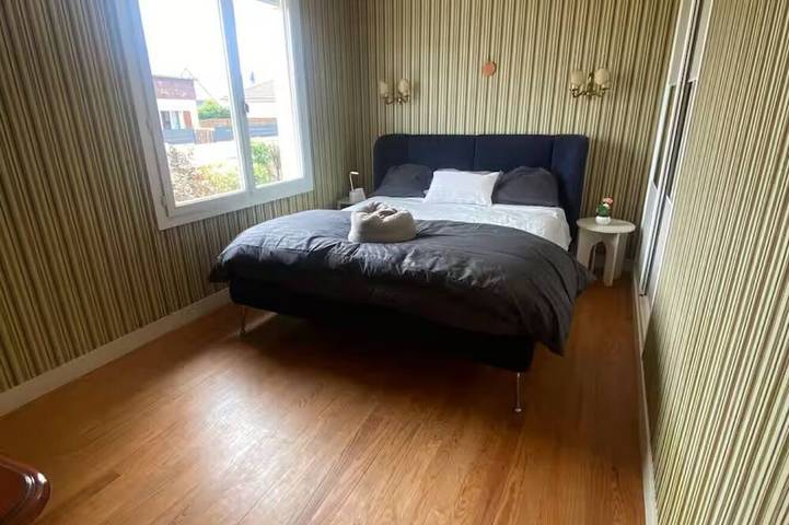 Large family home 50m from the beach in Asnelles, Côte de Nacre