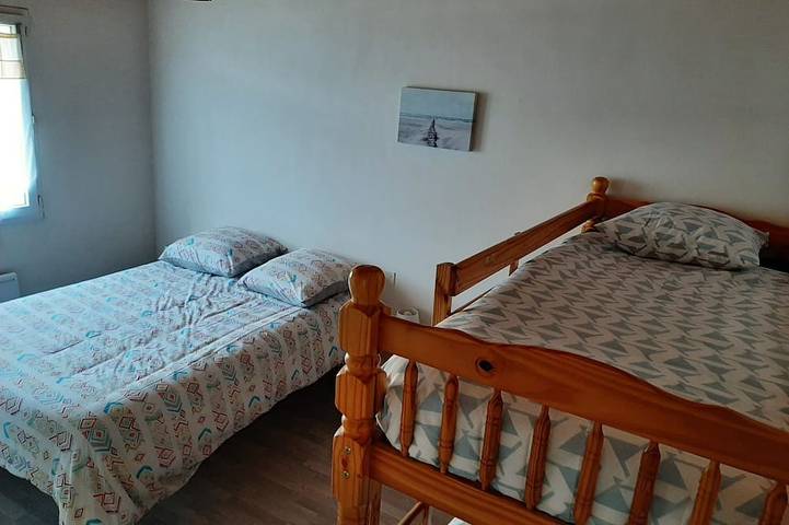 Location de vacances pour 10 personnes, avec jardin et terrasse à Grosbreuil - 4