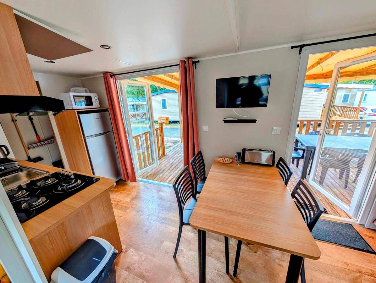 Mobil-Home 4-6 personnes camping 4 étoiles in Capbreton, Côte d’Argent