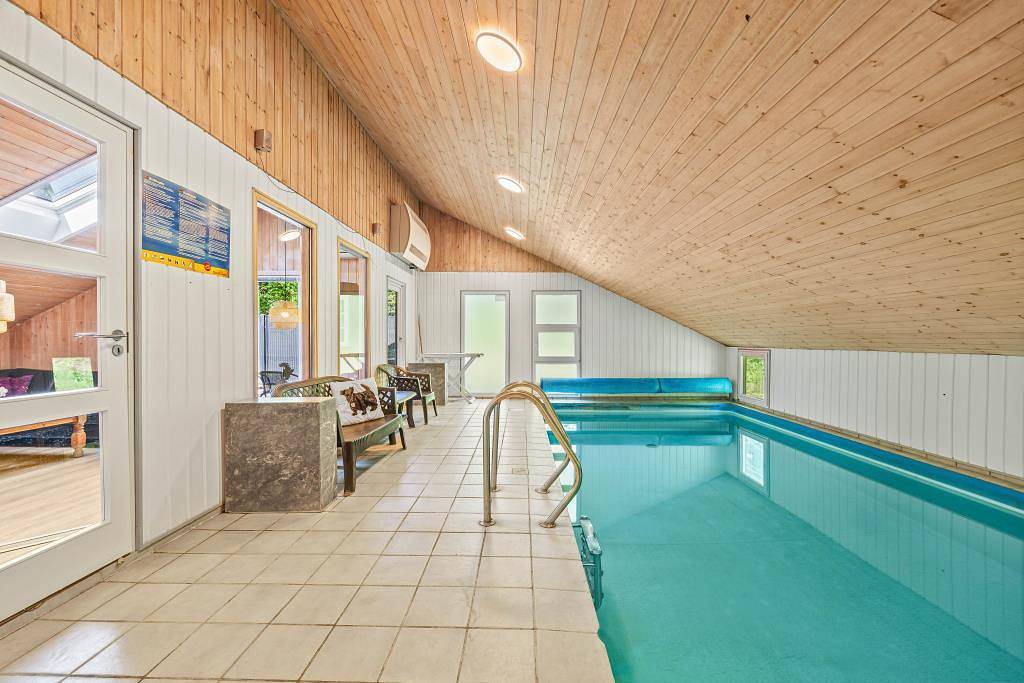 Ferienhaus für 8 Personen mit Whirlpool & Sauna in Jegum Ferieland  in Jegum, Jegum Ferieland