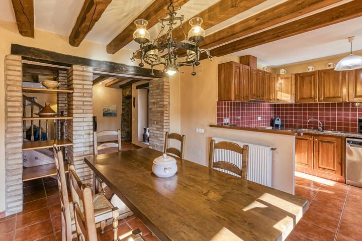 Villa für 9 Personen, mit Balkon in Katalonien - 4