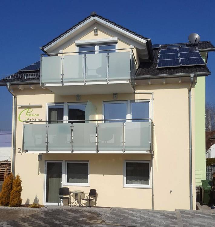 Ferienhaus für 6 Personen, mit Balkon und Terrasse