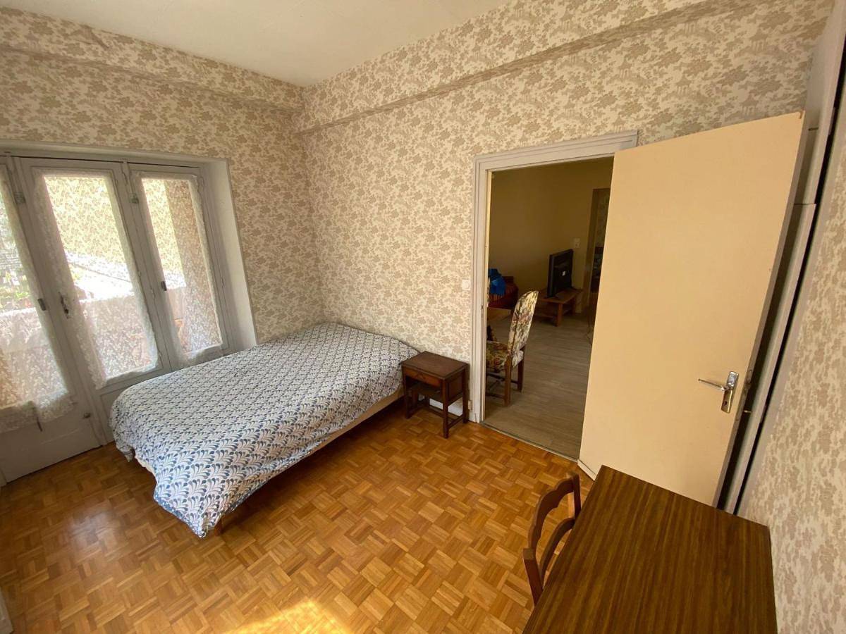 Appartement entier, Three-Bedroom Apartment in Sellières, Jura