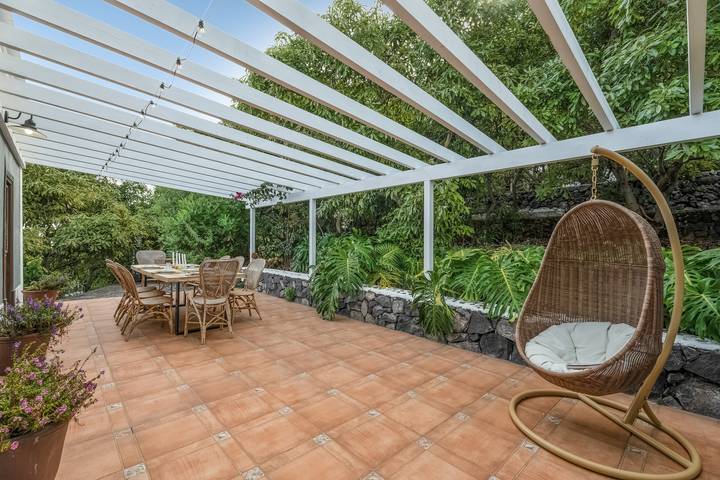 Vacation rental for 6 people, with Balcony and Yard in La Palma