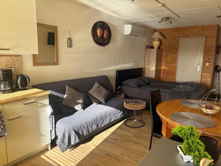 Ferienwohnung für 2 Personen, mit Terrasse und Garten in Ellemeet