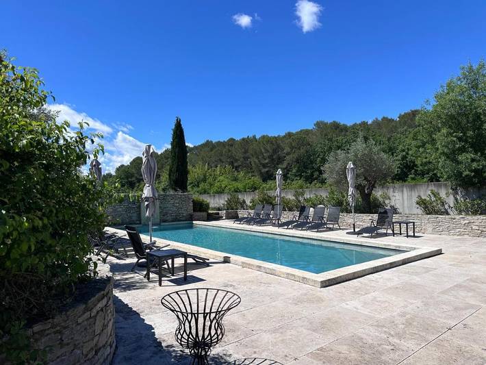 Location de vacances pour 15 personnes, avec Terrasse et Jardin ainsi que Piscine et Vue à Saint-Hippolyte-de-Caton