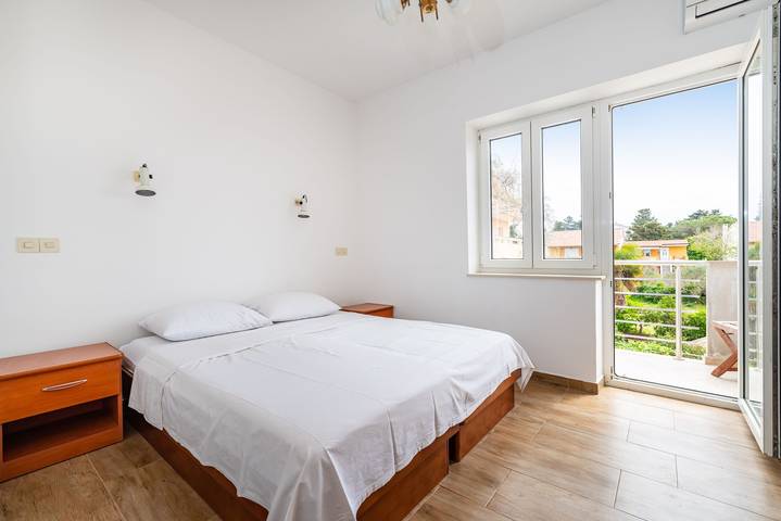 Zimmer für 2 Personen, mit Balkon/Terrasse und Meerblick in Novalja - 3