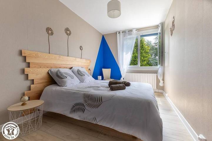 Location de vacances pour 6 personnes, avec jardin dans Champs - 2