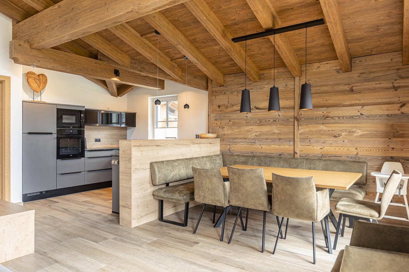 Superior Ferienhaus # 2B mit Sauna in Uttendorf, Pinzgau
