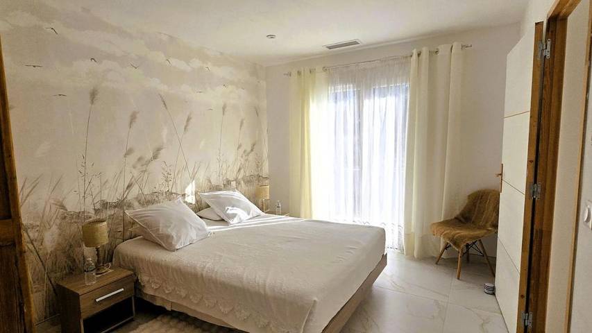 Location de vacances pour 6 personnes, avec Terrasse ainsi que Jardin et Vue à Saint-Bauzille-de-la-Sylve